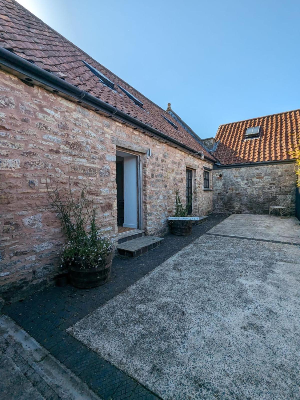 Regilbury Court, Grooms House Redhill  Eksteriør bilde